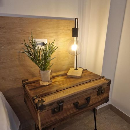 The Waves Bed and Breakfast Terrasini Εξωτερικό φωτογραφία